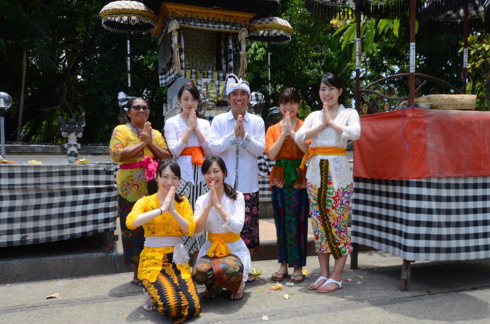 ペニダ島で5人の女子旅