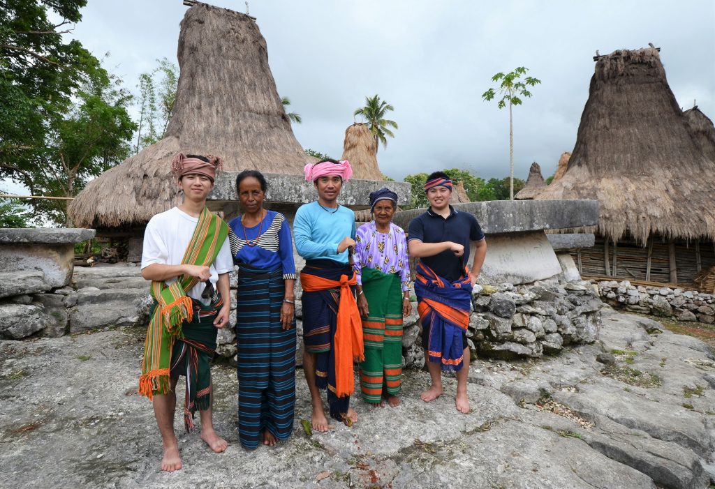 リクとレンの巨石文化が息づくスンバ島の旅