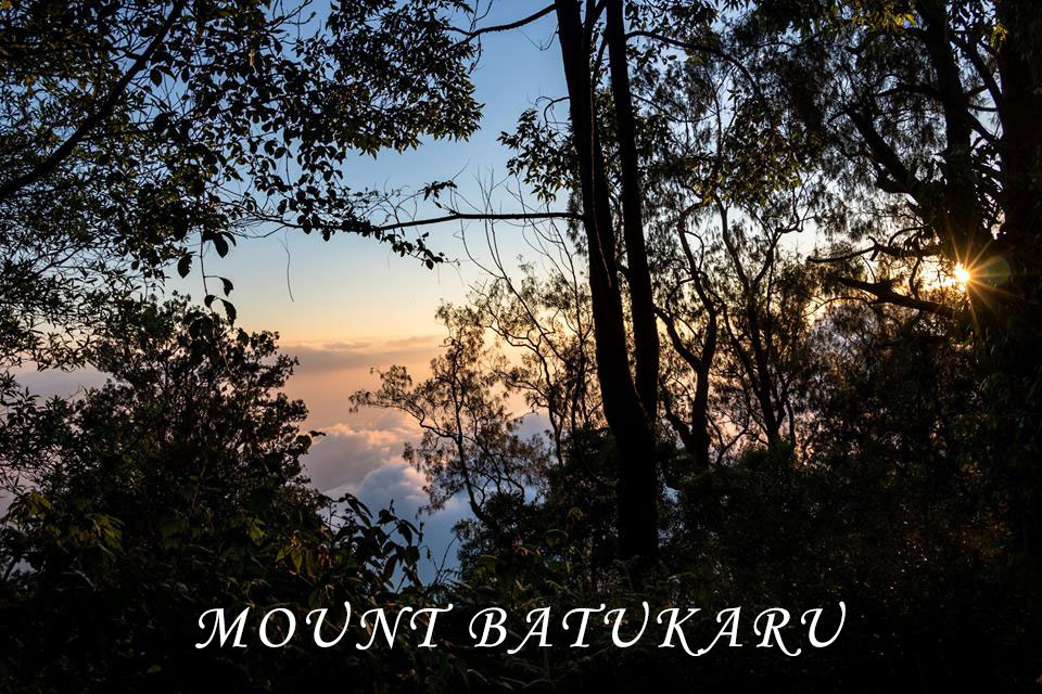バトゥカル山からの夕焼け