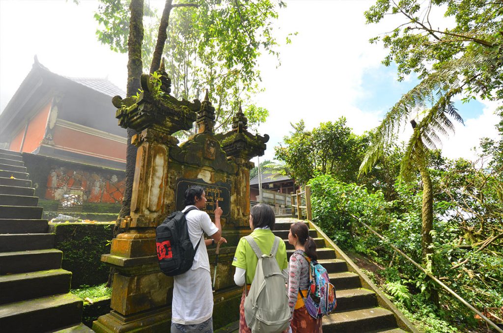 バリ島ランプヤン寺院