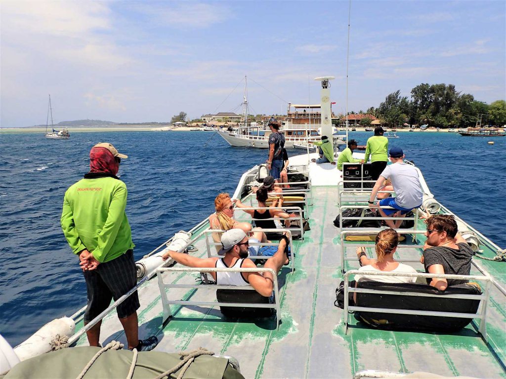 バリ島からギリ島の行き方ボート料金情報