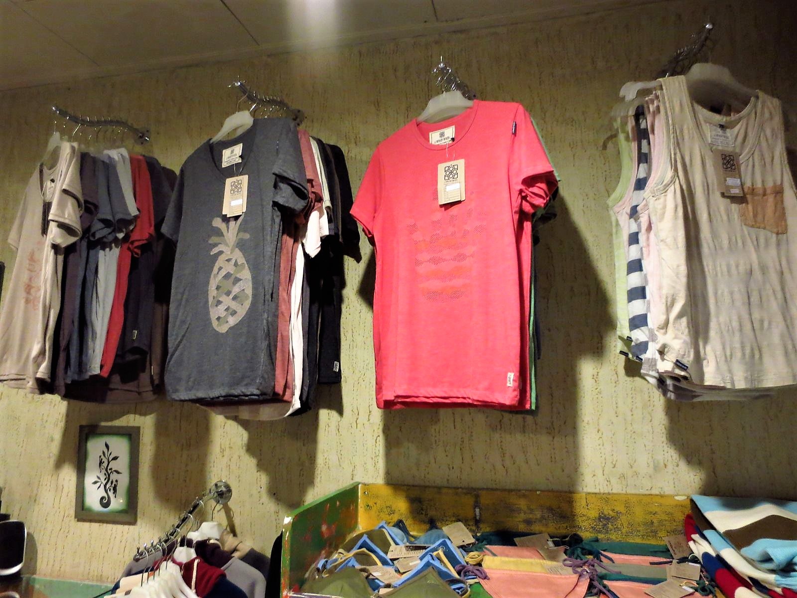 バリ島で人気のお土産オリジナルTシャツ