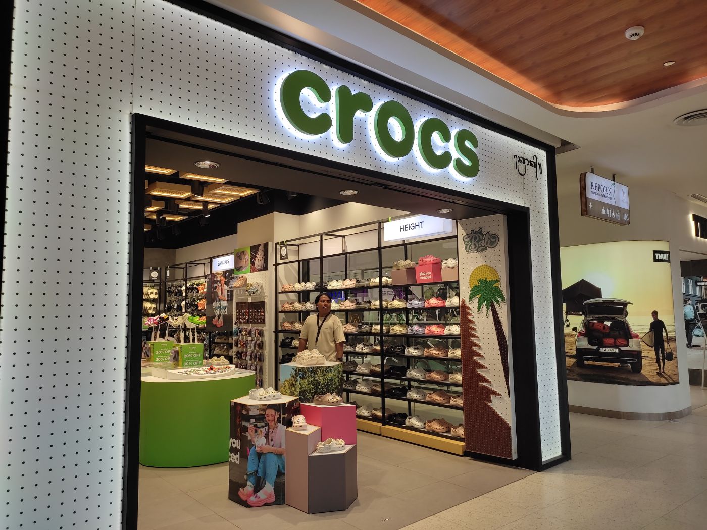 カジュアルサンダル クロックス