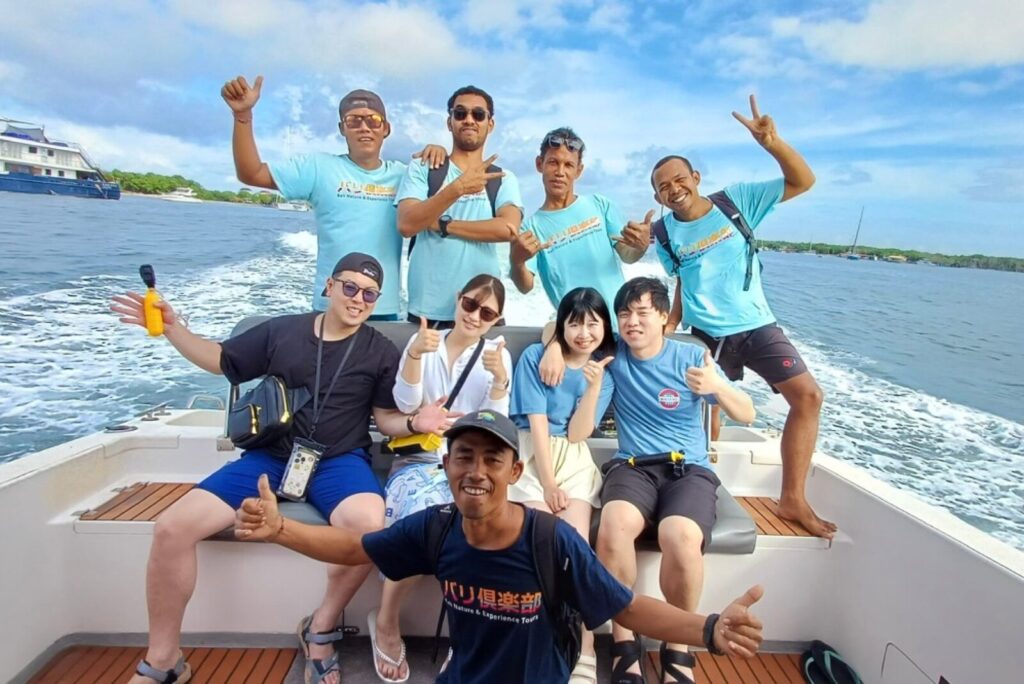 lembongan-boat